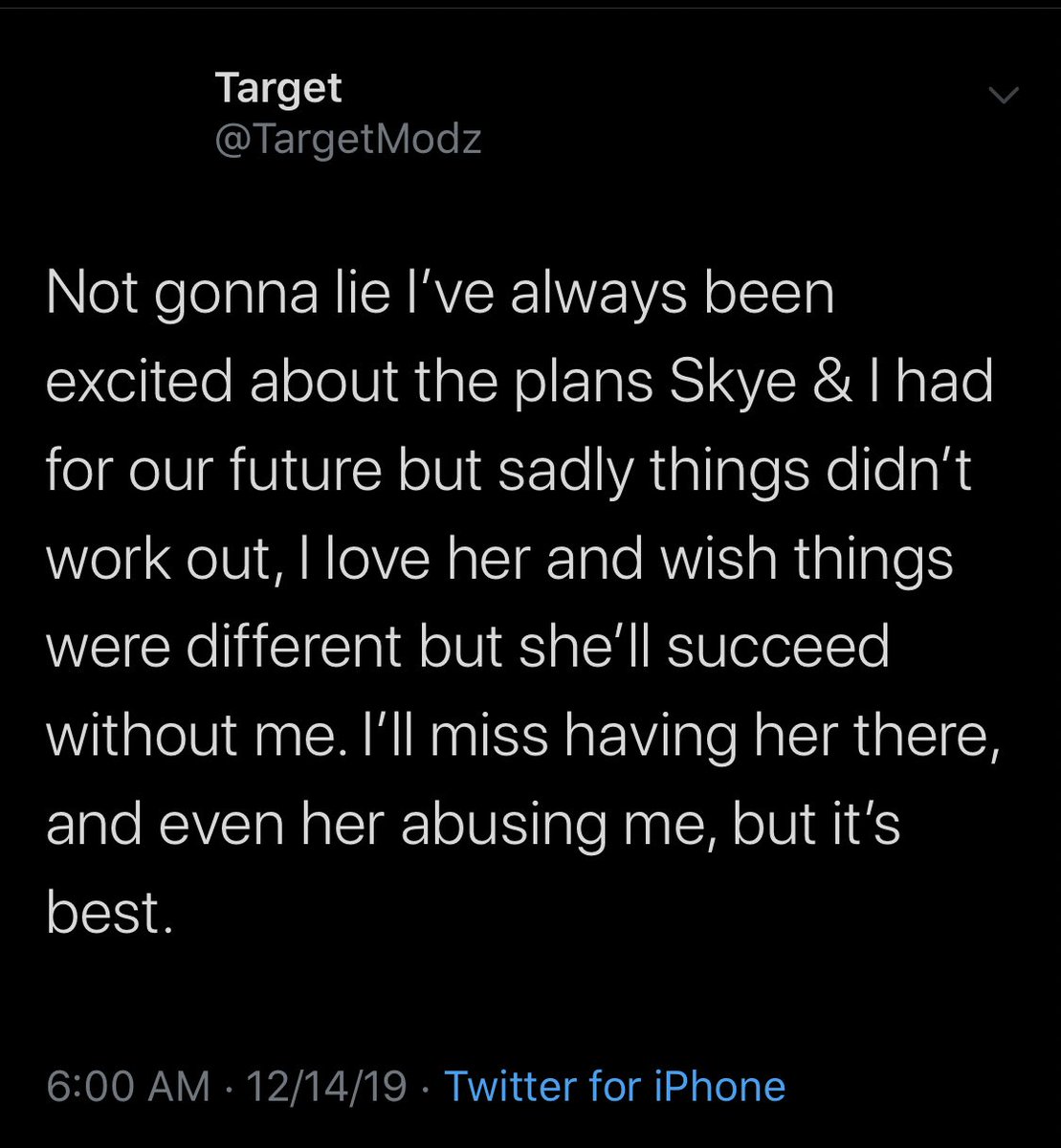 Ultra15151's tweet photo. note to self: don’t get a tattoo of a significant other after e-dating for 4 months 💀 https://t.co/ggUIJJT07a