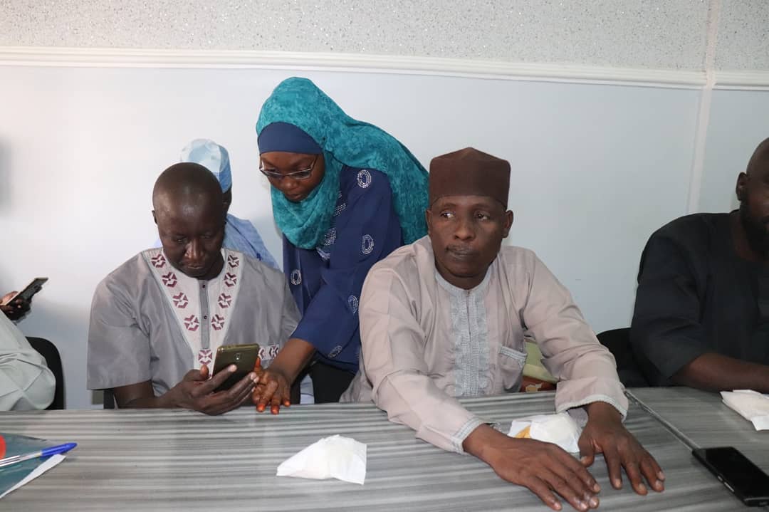 EAI_Nigeria's tweet photo. Adult participants engaged in practical activities on Day2 of the Tech4Families "Digital Literacy Workshop".

#EqualAccessIntnl
#FararTattabara
#FasahaARayuwarIyali
#Peace4Arewa
#Literacy
#Workshop
#Digital
#EqualAccessIntlEA
#kano
#kaduna
#katsina
@equalaccessintl
@KyleInFocus https://t.co/1vXnKuaQAr