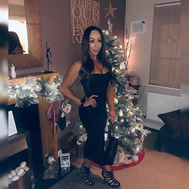 DancerRed30's tweet image. My favourite time of year 🎄

#christmas #feelingfestive #saturdaynight #makingmemories