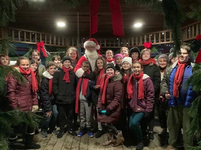 Wonderful night of singing for the chamber choir around Olde Mistick Village last Friday night!