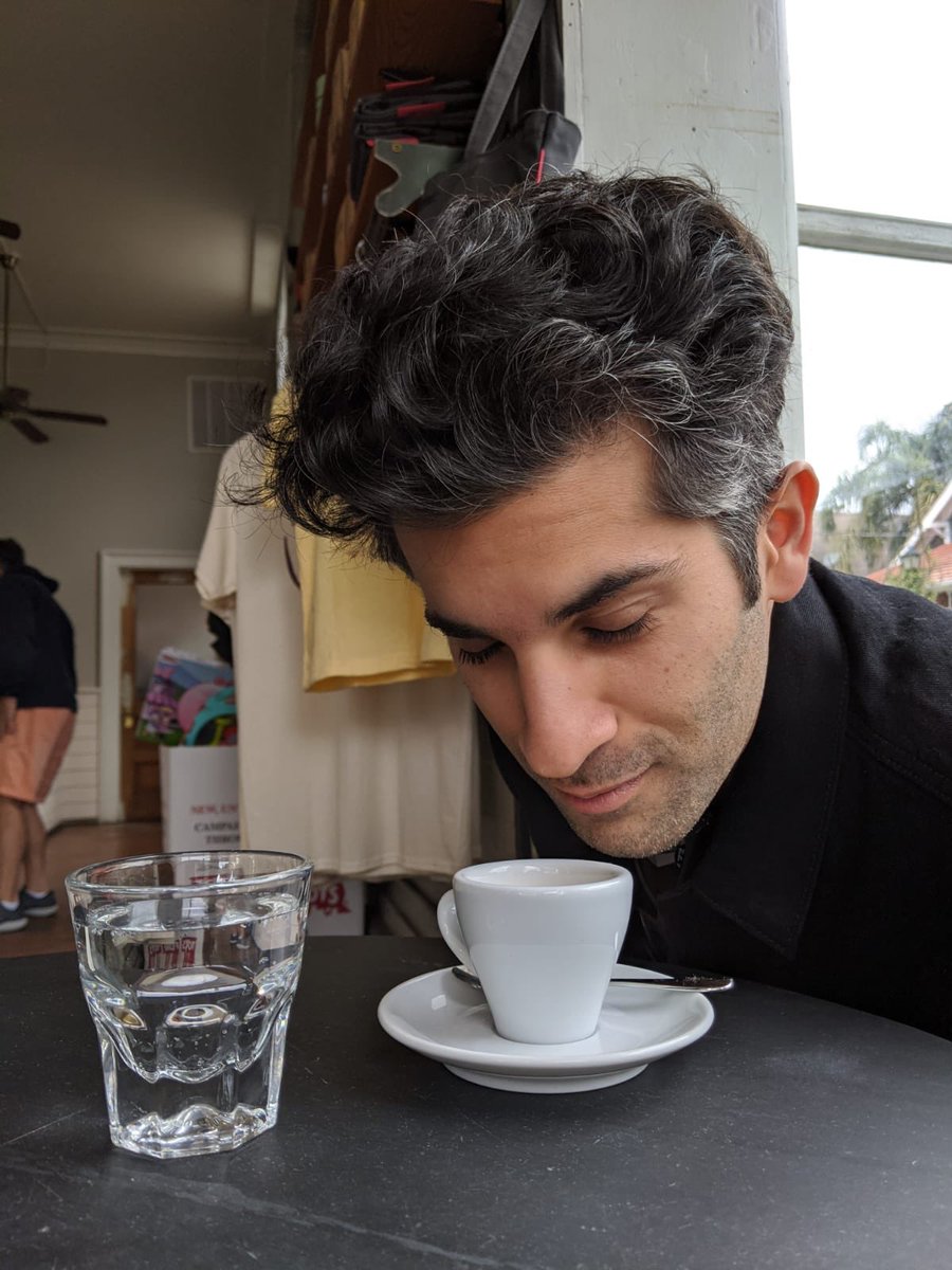 Plusaziz's tweet photo. We might never meet in real life, but I’d like you to know what I look like on a good day.

Just so you know I’m not a robot 🤖 https://t.co/PxE9Mq8tPI