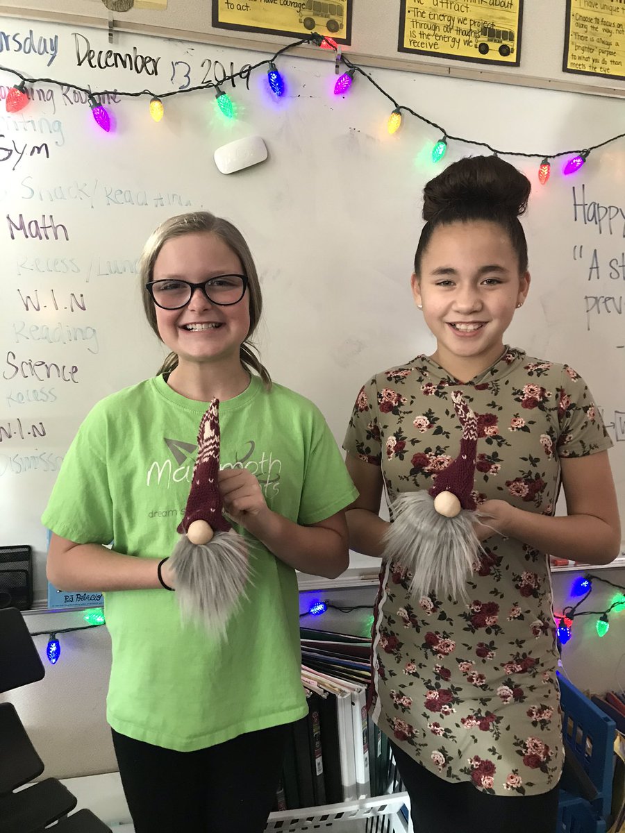 Love crafting and catching up with past students ❤️ A pretty awesome way to start off Friday! #loveMHE