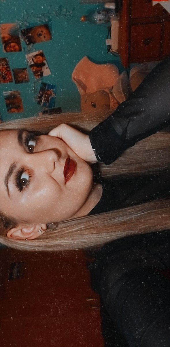 pilarps22's tweet photo. 🥵🥵🥵 (créditos a @lidiagafdez ❤) https://t.co/mWBQRCBNqV