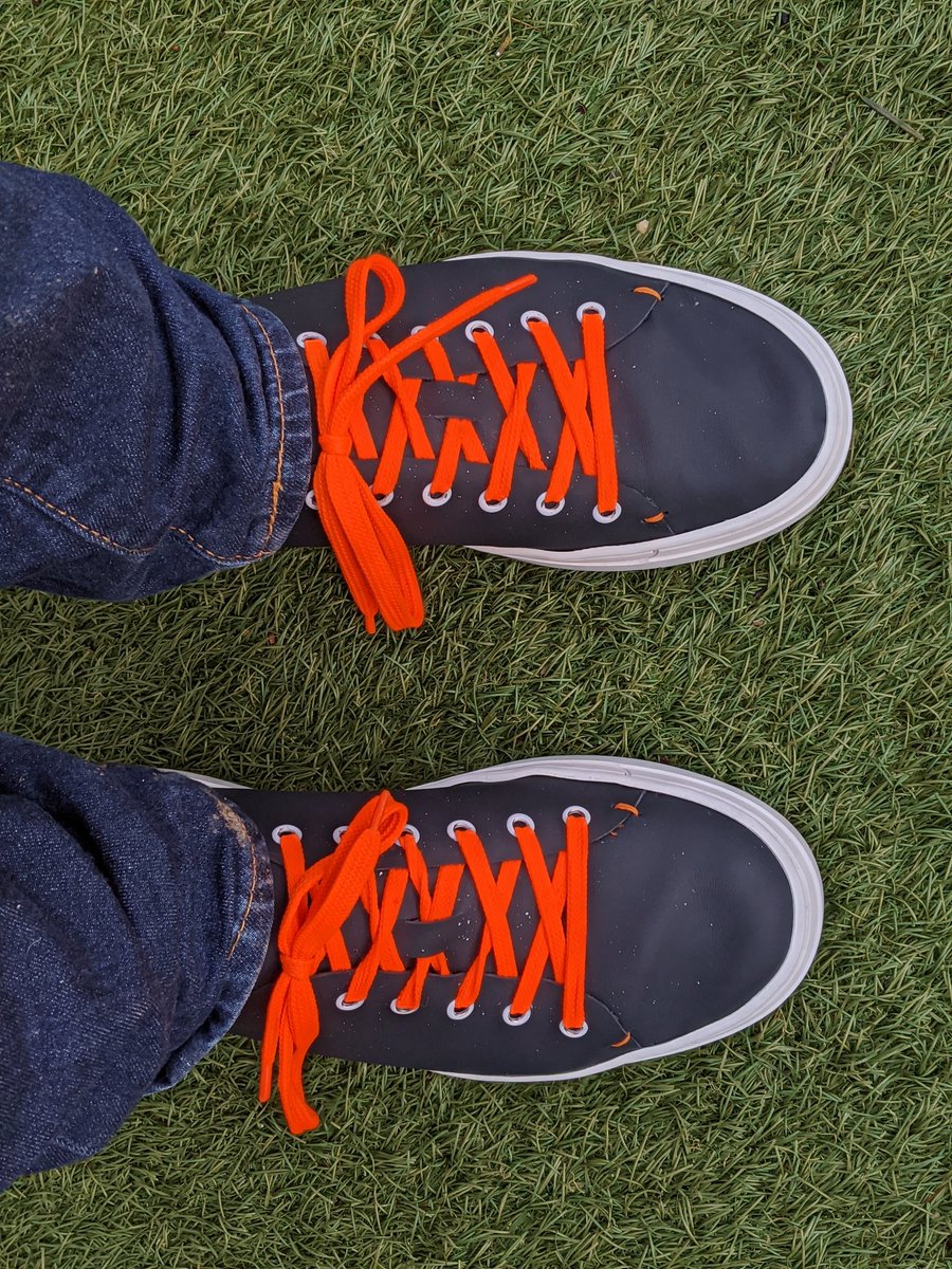 MoveitRichC's tweet image. Had fun making my first set of sneakers
Got another pair tot make over Christmas
#sneakerkit