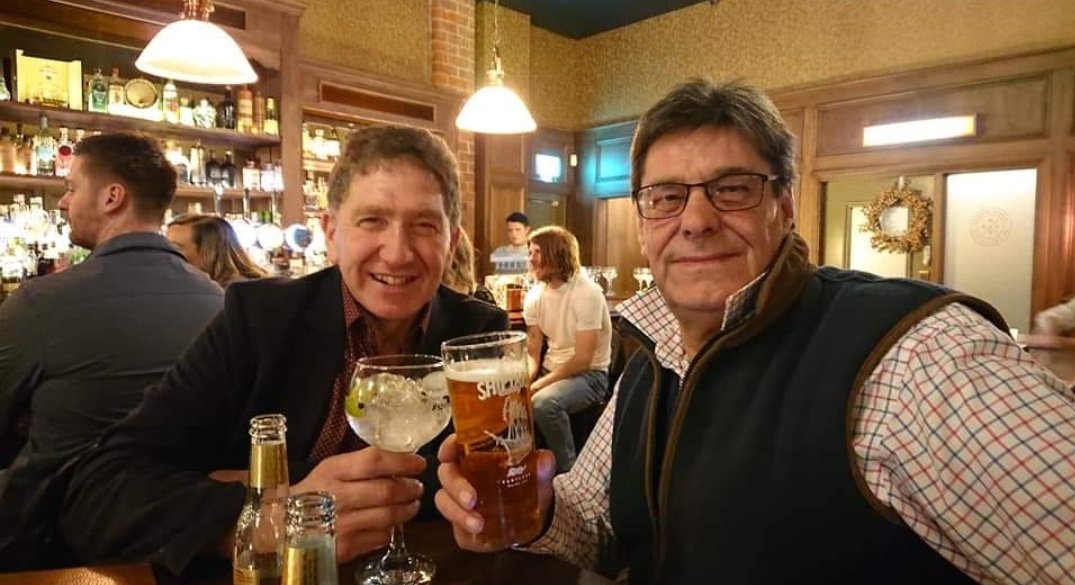 sunkfarmer's tweet photo. Fantastic night with the #Hewis double act and @settergirl14 in the restaurants and bars of #humberstreet #Hull last night #butlerwhites never fails with food quality then a quick hop to #spiritofhull #humberstreetdistillery @ChrisHewis #hichic #chinchin #idontdrinkgin https://t.co/KwC5hV2We6