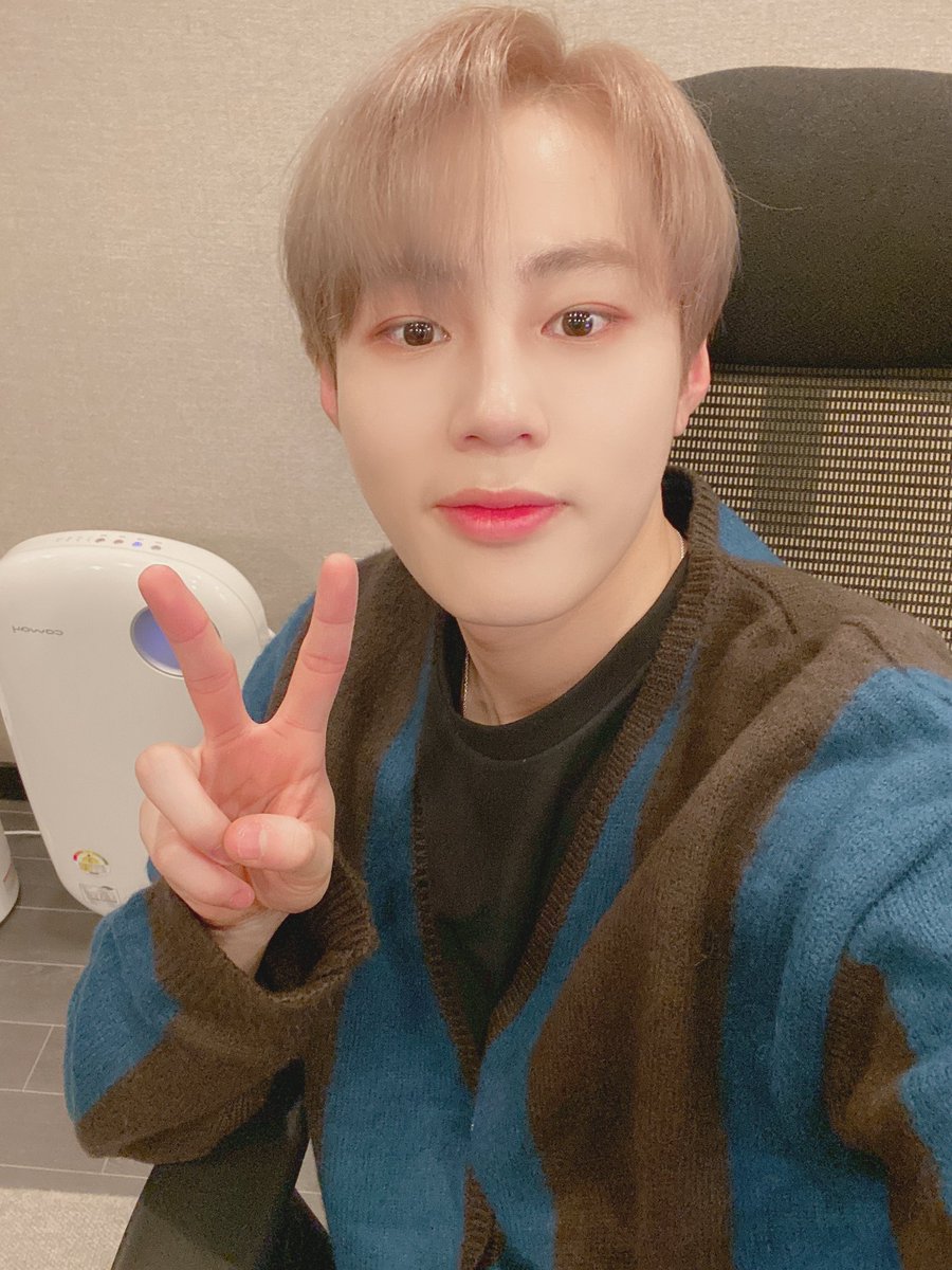 gooreumseng's tweet photo. #하늘 저 잘 있어요~
#하성운 https://t.co/sXw5oKp0gX