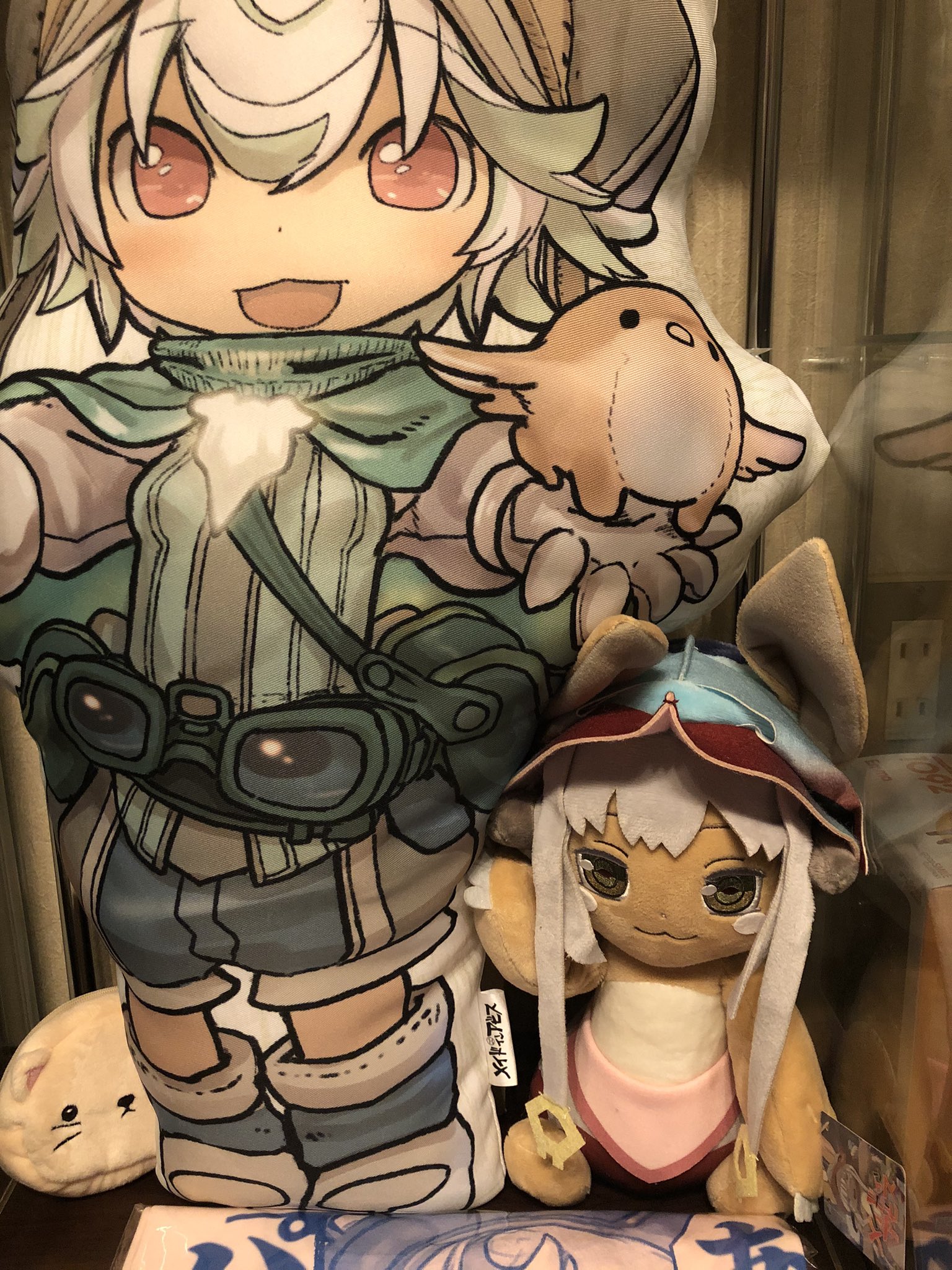 メイドインアビス ファプタ ダイカットクッション Amazon.co.jp: コミケ ファプタ ダイカットクッション メイド