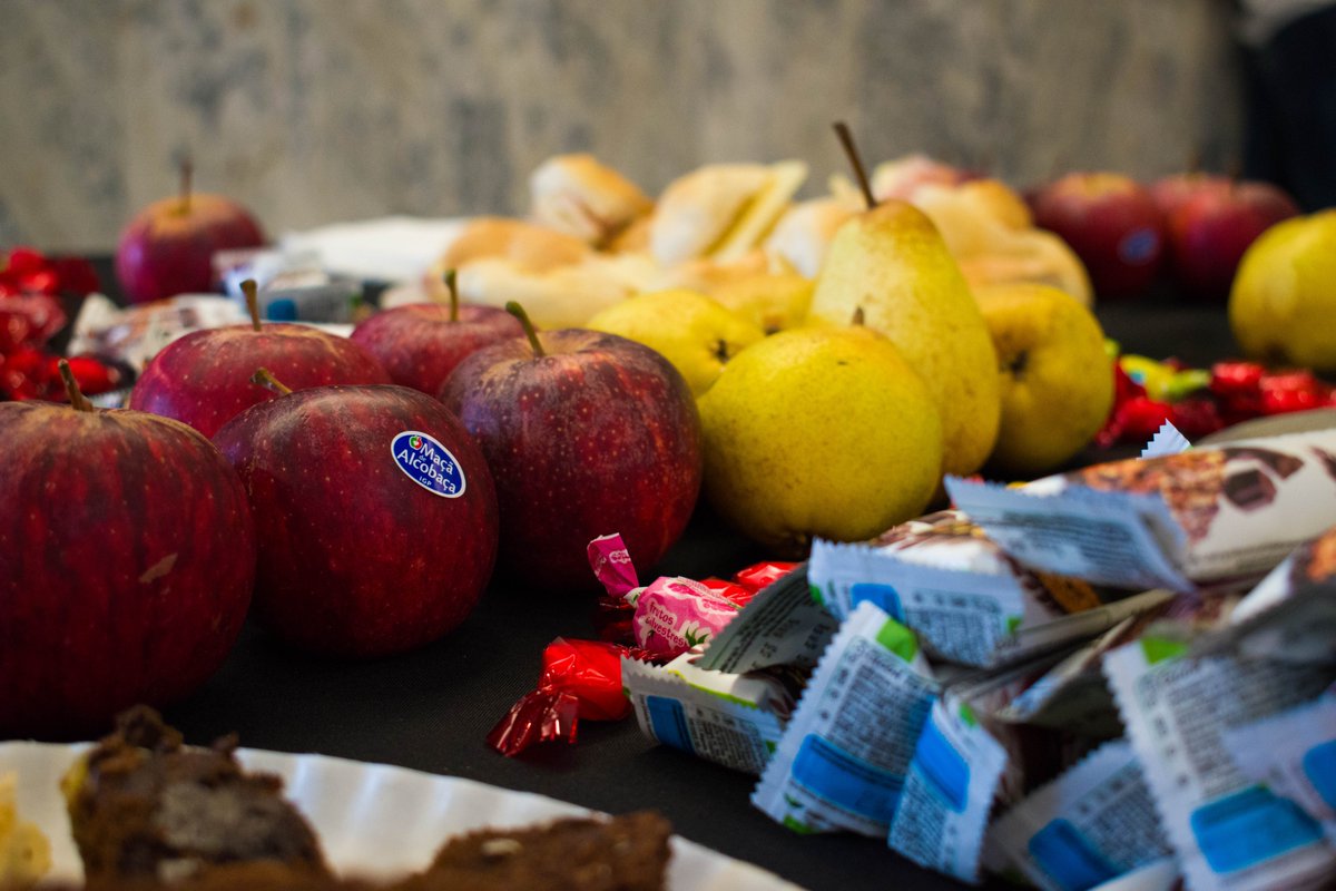 GdgLeiria's tweet photo. Devfest was yesterday but we still have to thank Cooperfrutas for the healthiest part of our coffee break! People loved the juicy apples and pears!

#DevFestLra #gdgleiria https://t.co/iRMIRqyUP0
