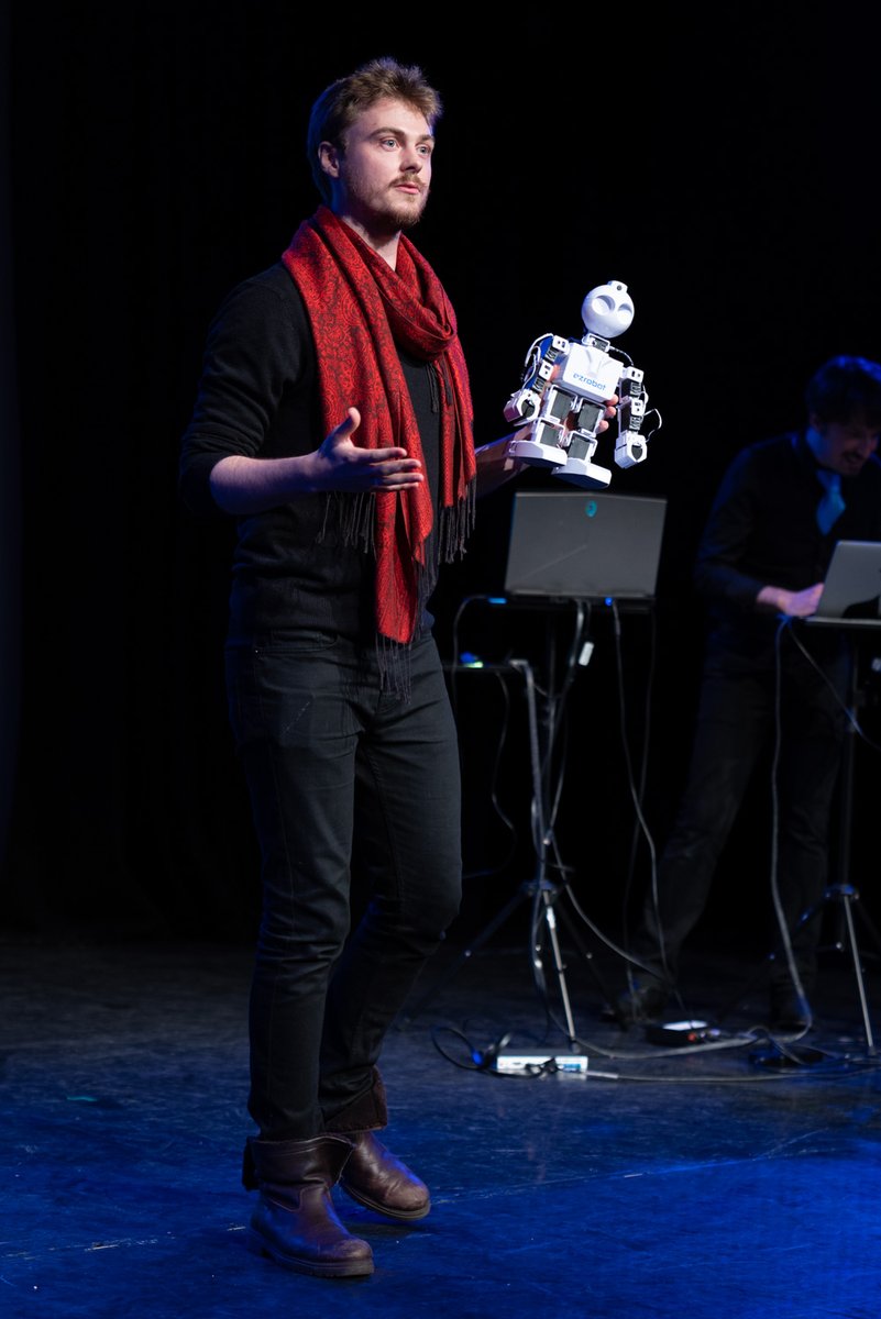 SUNDAY 15th DECEMBER 7pm
The final day of improfestuk includes a groundbreaking performance as Improbotics present “Artificial Intelligence Improvisation”
As featured in the New York Times, Wall Street Journal, New Scientist <a href="/Improbotics/">Improbotics</a>
Tickets > eventbrite.co.uk/e/improfestuk-…