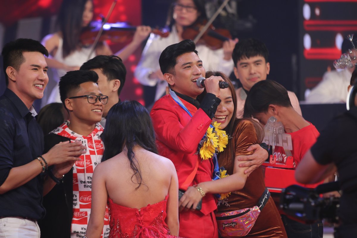 TheClashGMA's tweet photo. JUST IN: Jeremiah Tiangco is THE CLASH 2019 GRAND CHAMPION!

#TheFinalClash￼ https://t.co/n8Vb3eRbTJ