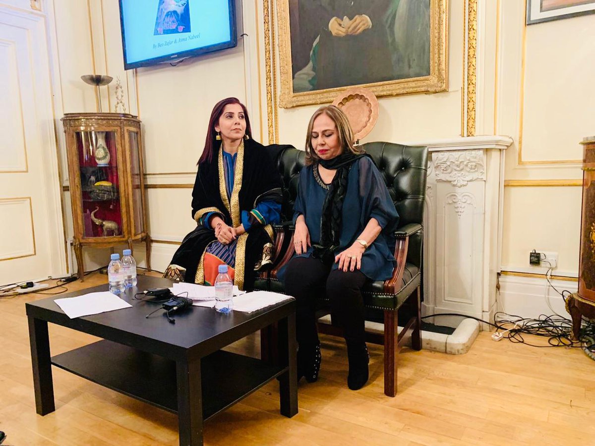 MediaSpringPk's tweet photo. The talented @asmanabeelAN and #zafarbeo at their book ‘Beydari’ ‘s launch hosted by Mohammad Nafees Zakaria, high commissioner For Pakistan in UK. A proud moment for Pakistan and the talented writers who truly deserved this appreciation and recognition. https://t.co/AKoQr4rAIe