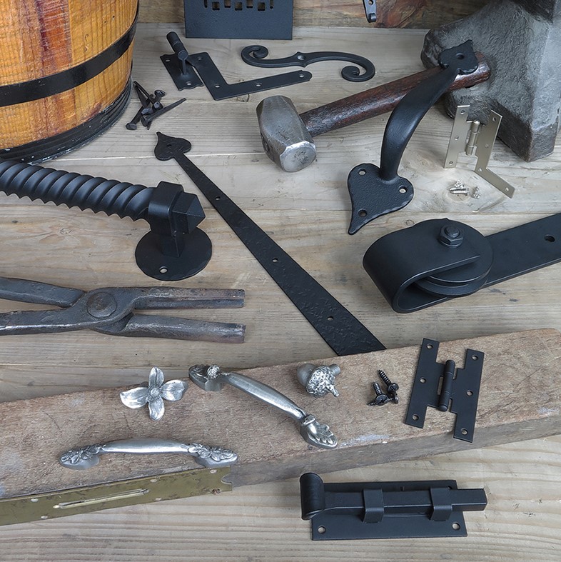 VanDykesOnline's tweet image. Favorite brands and categories are up to 20% off during our December Savings Event! Great selections of iron hardware from Acorn Manufacturing. #hardware #primitivehardware #ironhardware #hinges #hingestraps #cabinetknobs #pullhandles #gatehardware #doorhardware #doorlatches #DIY