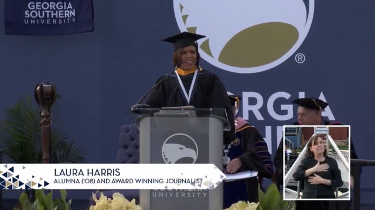 LauraHarrisNBC5's tweet photo. COMMENCEMENT WEEKEND : Thank you @GeorgiaSouthern for welcoming me back home as your Fall commencement speaker. I am forever humbled and thankful π #GSGrad19 https://t.co/6NhGhjuONZ