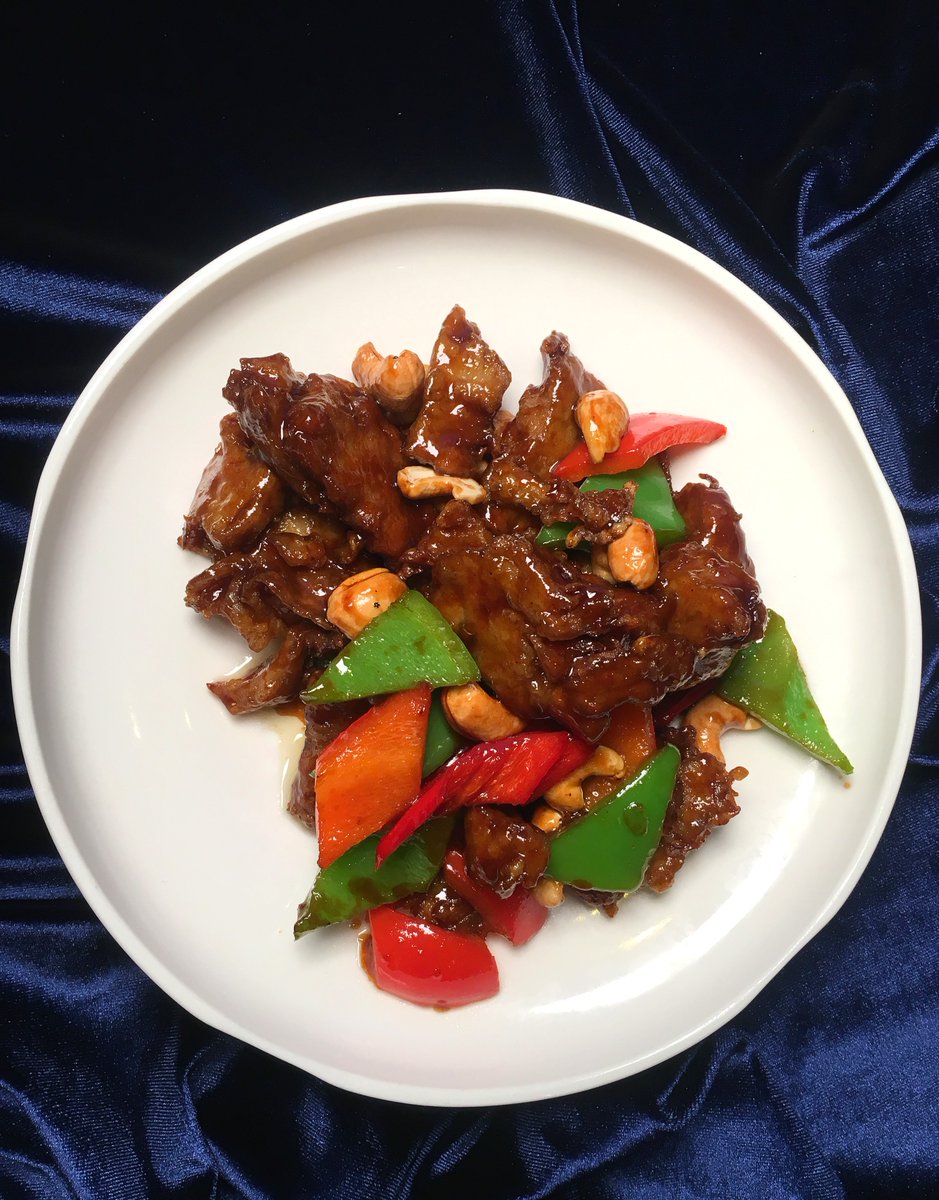 ShikumenUK's tweet photo. Our Christmas menu includes divine vegetarian dishes, like this pan-fried soya with cashews and soya bean paste.

Contact us with enquiries: https://t.co/fFi54uRfNJ 

#Shikumen #ChristmasMenu #ChristmasBookings #ShepherdsBush  #LondonRestaurants #LondonChinese https://t.co/05pXLMZtgB