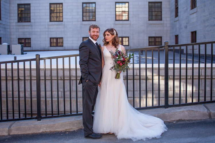 The Tarratine is an excellent choice for an elegant winter wedding  ❄
Thank you to DeLuca studios 📷for showcasing our property and the ice falls just a short drive from us. loom.ly/uCuIzW4 To inquire about booking your winter wedding, email thetarratine@gmail.com