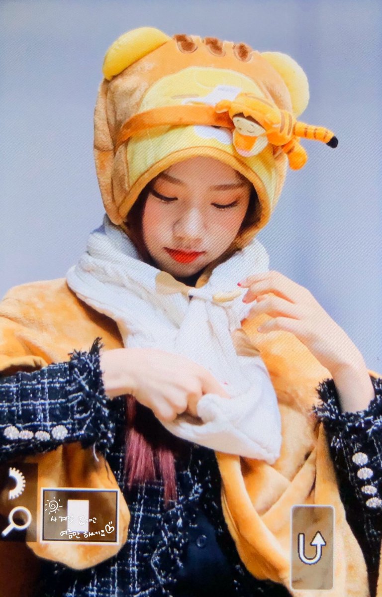 Onceina_Summer's tweet photo. 191215
#여름 #우주소녀 #yeoreum #WJSN #As_You_Wish #이루리 @WJSN_Cosmic https://t.co/OXB5erAoAt