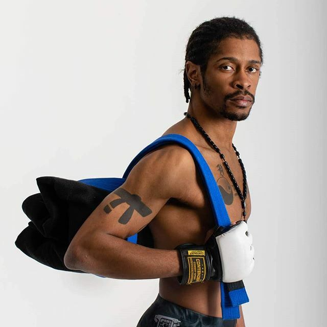 mdphotographer_'s tweet image. Practice, practice, #practice
.
M: @thenigeriansaiyan
.
..
...
....
.....
#martialartist #profighter #wrestler #portrait_shots #studiophoto #photographingpeople ift.tt/38EbAcF