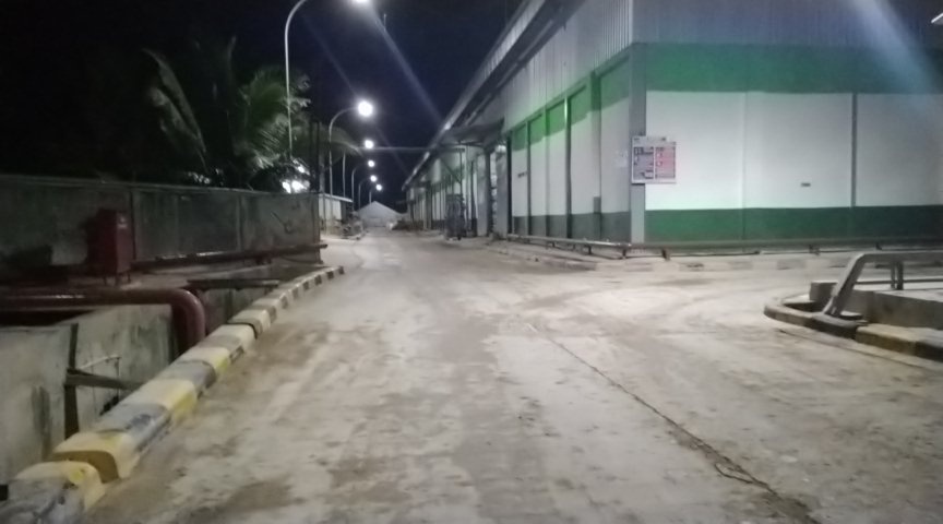 EAlfiar's tweet photo. Okey , Lembur again https://t.co/aTLZtU39Ka