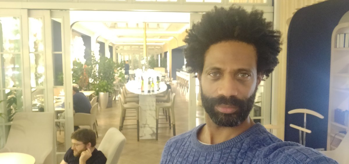 Day Four
Moscow, Russia
StandArt Hotel, Strastnoy Boulevard
https://theatreolympics2019.com/ru/events/zauberland/344 …
#zauberland #dichterleibe #opera #operalife #theatre #theatrelife #theater #actor #actorslife #act #acting #stage #entertainment #standartmoscow #moscow #russia