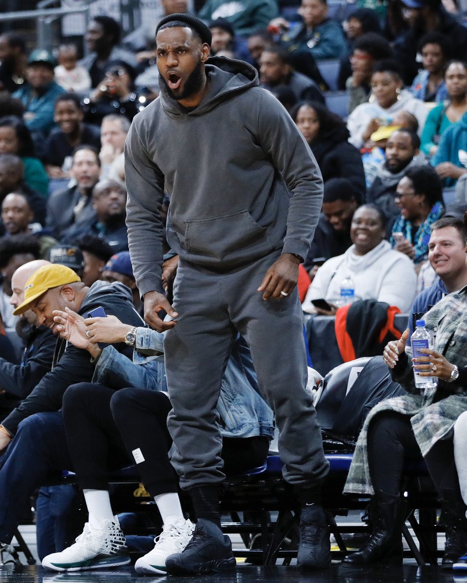 Complex Sneakers Kingjames Watching Bronny Play Against Svsm In The Nike Air Max Tailwind 4 99 Sp Joe Robbins