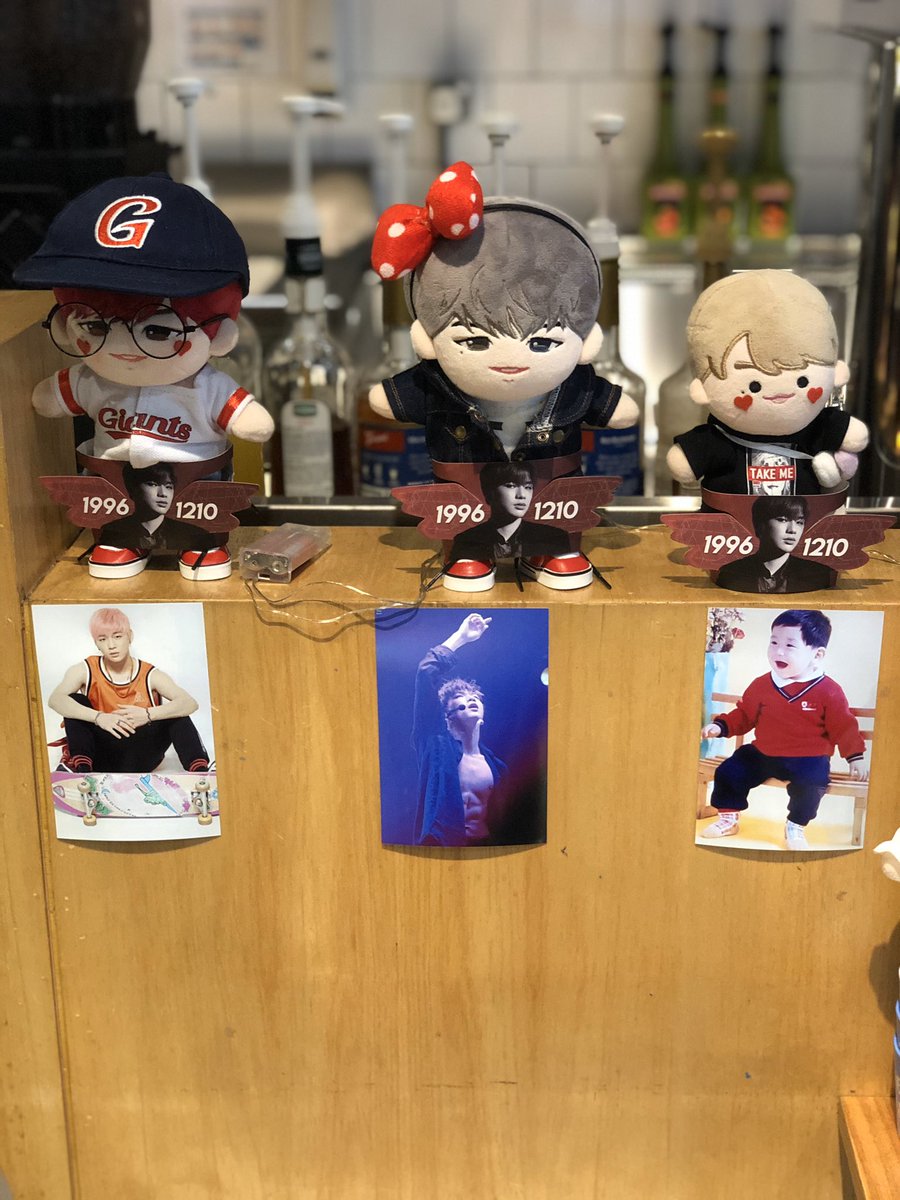 wardanity_95's tweet photo. Had a nice and quality time here eventho for a short time.. Well done @kangdanoona and her team for organising this #24ColorsofDaniel event๐๐ป๐๐ป๐๐ป
Thank you for giveaway Wannaone 2019 seasonโs greeting (i got Jaehwanโบ๏ธ) & lucky draw Color on Me poster
#KangDaniel https://t.co/KRoZuKDM5U