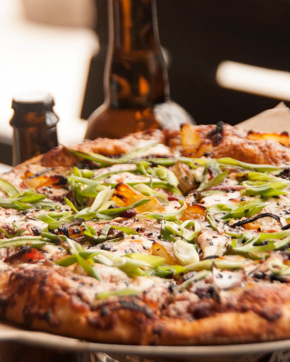 Holiday shopping downtown today? Stop by for a break and slice of pizza in the coziest corner of the city.