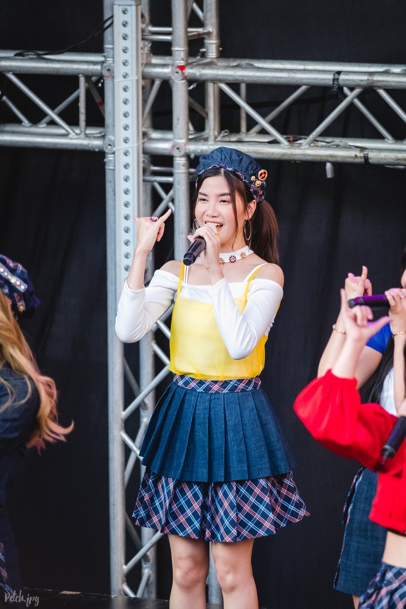 aopnormal's tweet image. Have a safe flight kub🛫

facebook.com/33567626025397…

#PetchSweat16 #Sweat16
#SiamMusicFest2019 
#BangkokIdolFest2019