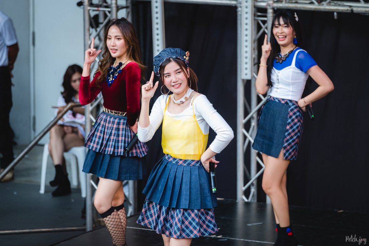 aopnormal's tweet image. Have a safe flight kub🛫

facebook.com/33567626025397…

#PetchSweat16 #Sweat16
#SiamMusicFest2019 
#BangkokIdolFest2019