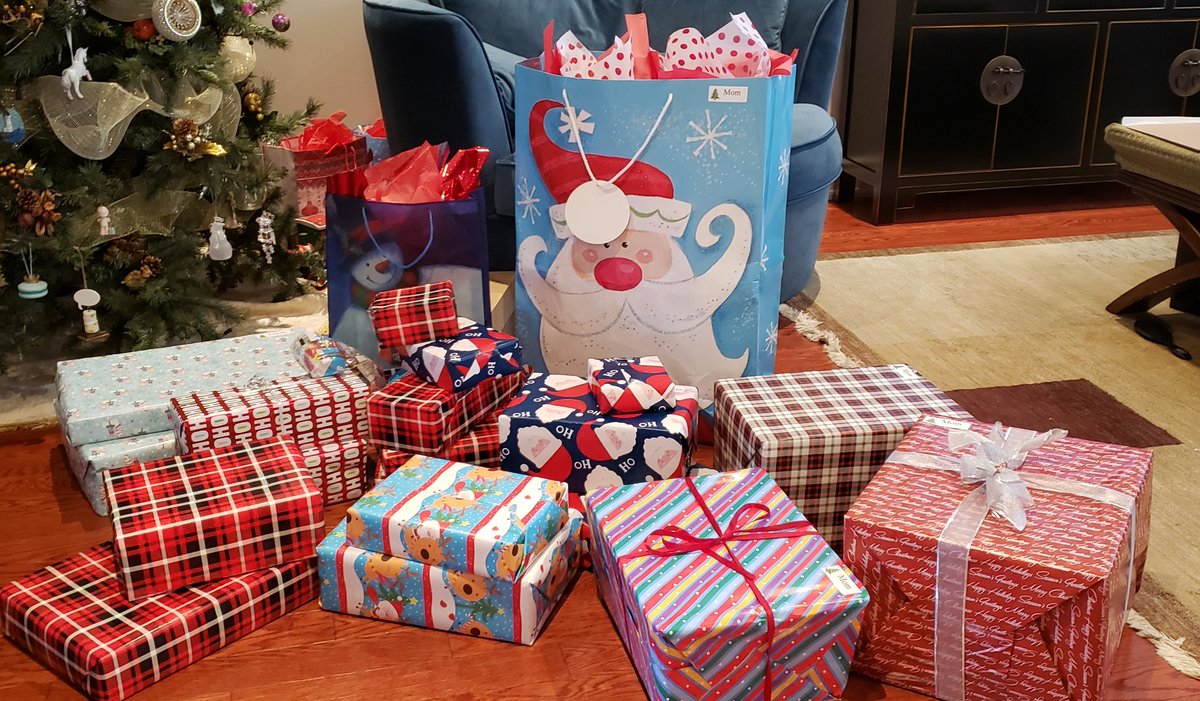 a_scarafile's tweet photo. When your amazing friends want to contribute to the annual BGGB.  #priceless #BrandonGateGivesBack @BrandonGatePS https://t.co/oRolQUtvFq