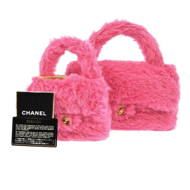 pink chanel fur bag