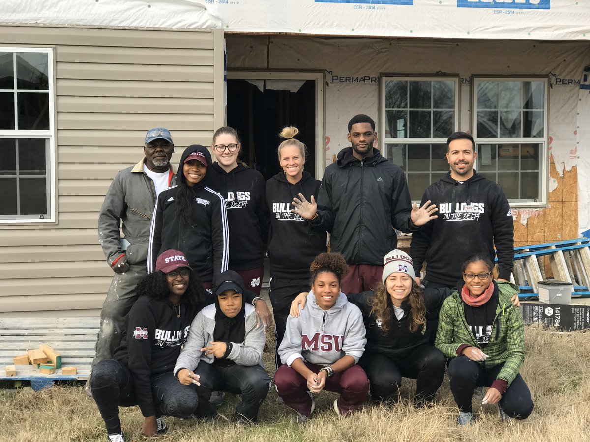 HailStateSADev's tweet photo. We would also like to thank the West Tallahatchie Habitat for Humanity for showing us the ropes with this new house build! 🐶🧰 #HailState #ServingOurState https://t.co/lR0MtrJP6r