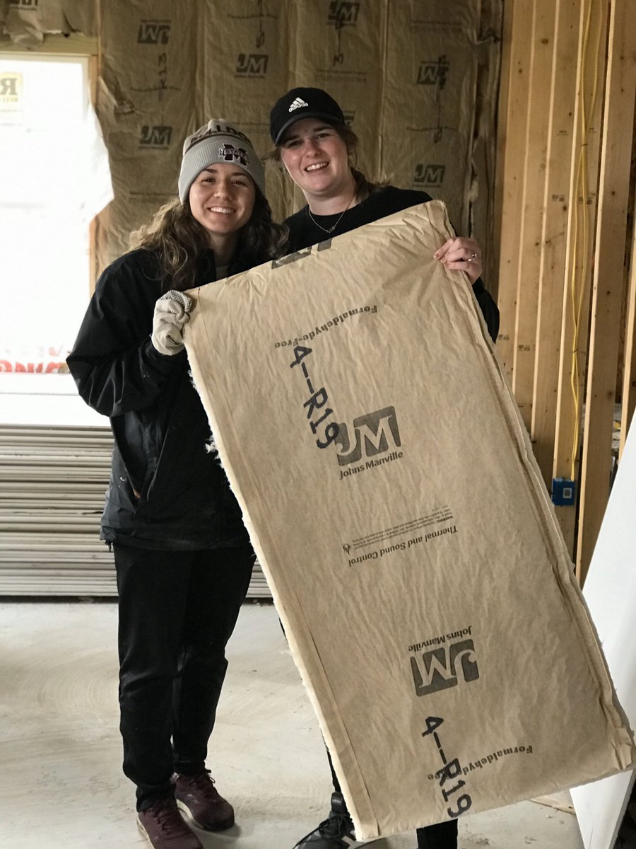 HailStateSADev's tweet photo. We would also like to thank the West Tallahatchie Habitat for Humanity for showing us the ropes with this new house build! 🐶🧰 #HailState #ServingOurState https://t.co/lR0MtrJP6r