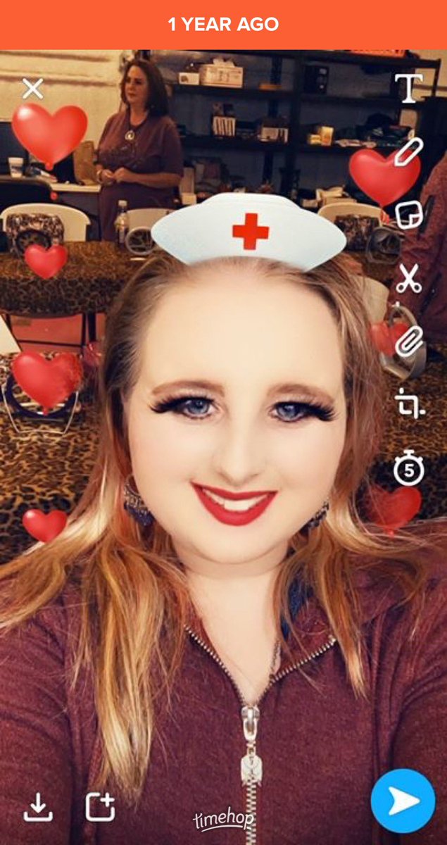 baileybarnes_02's tweet image. #snapchatfilters #feelinglikeanurse #feelinglikealittlebear #feelinglikestars