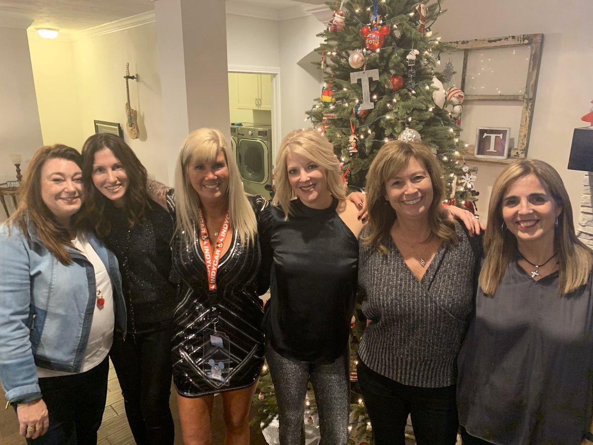 therealamy86's tweet photo. Me and my squad. Friends for over 45 years. Love these girls. Successful Christmas party last night. Celebrating the season with our favorite people. #theOGsquad #wearesquadgoals 🎄🎅🏼🍻🥂 https://t.co/l4rC99rqWK