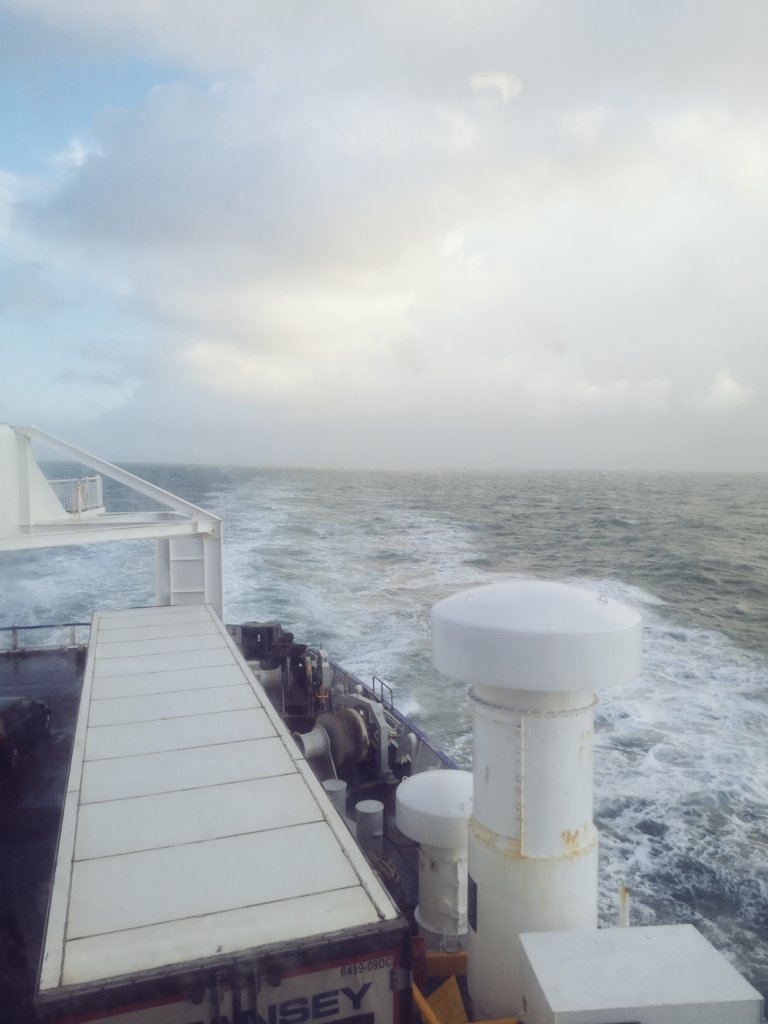 And, just like that, it's a 'White Cliff-mas' as we arrive in Dover!

We're all settling in for a Christmas film for the return trip! See you all soon, parents!

#BFSdoLilleChristmasMarket2019
#MissRyanLovesApun