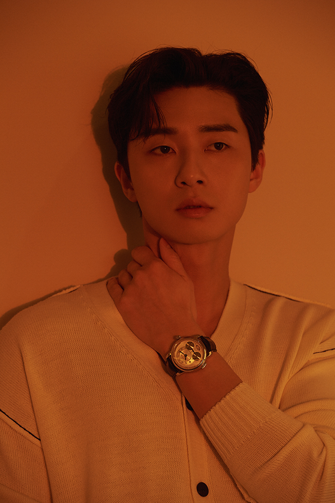 parkseojoonpics's tweet photo. happy birthday love! you've been a source of happiness and inspiration to so many and i couldn't be prouder of the person you've become. thank you for always being you ❤️ #HappySeoJoonDay https://t.co/WNbUrH0hTa