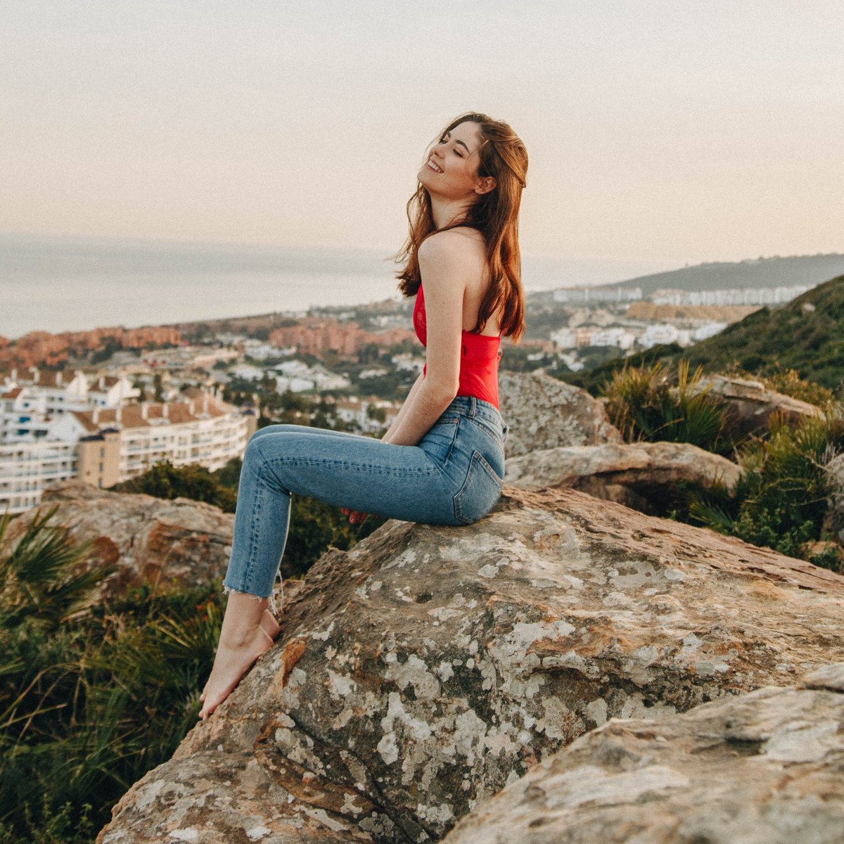 DenimHyde's tweet photo. you will feel like you're on top of the world in #perfectfit #custommadejeans #madeforyou
#denimhyde #womensjeans #highrisejeans #cropjeans #sustainablefashion #ethicalfashion
#mostcomfortablejeans #worldsmostcomfortablejeans #custom https://t.co/FA80J6pCNL