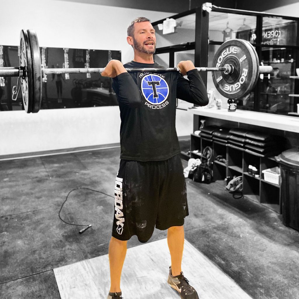 IronHeroCF's tweet photo. HEALTHY | HAPPY | HARDWORKING

Josh is tall but this doesn’t stop him from lifting heavy weights!

#HWPO #CrossFit #IronHeroCrossFit #Omaha #Nebraska #TheLevelMethod https://t.co/iqFga17RGP