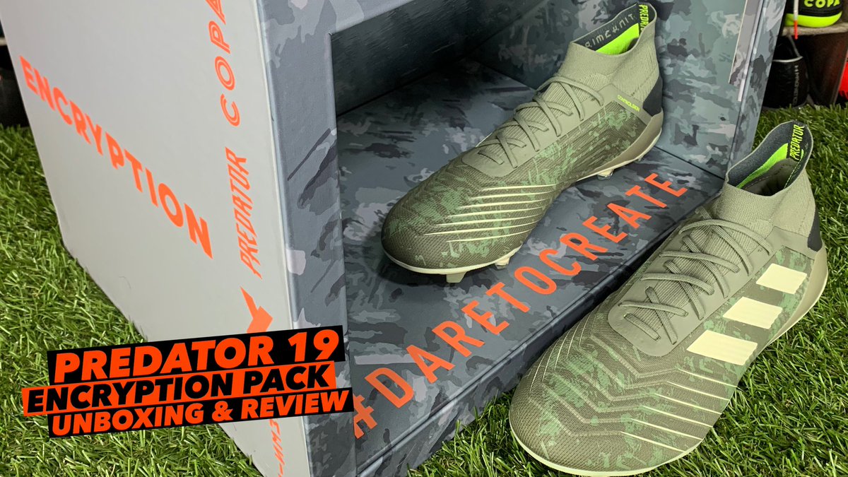 FutbolistasYT's tweet photo. Review 👉🏻 https://t.co/mde0RxWZ42 🔥 #Adidas #Predator19 #EncryptionPack | Upper en #Primeknit, cobertura sintética #Controlskin, comodidad, suavidad y buen toque 🤙🏻 Ya disponibles en todas sus versiones en @innovasport 
Compra en https://t.co/JI5Xz5WMSq
#WeLiveSports
@adidasMX https://t.co/NhbAgMhstH