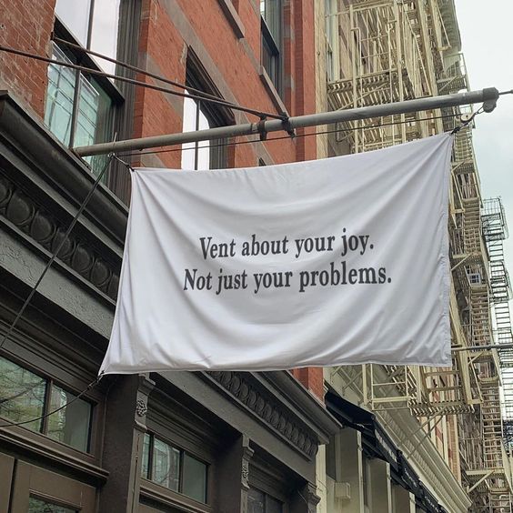 Monday motivation courtesy of this fabric banner.

#mondaymotivation #wordstoliveby #joy #fabricbanner #thepowerofsigns