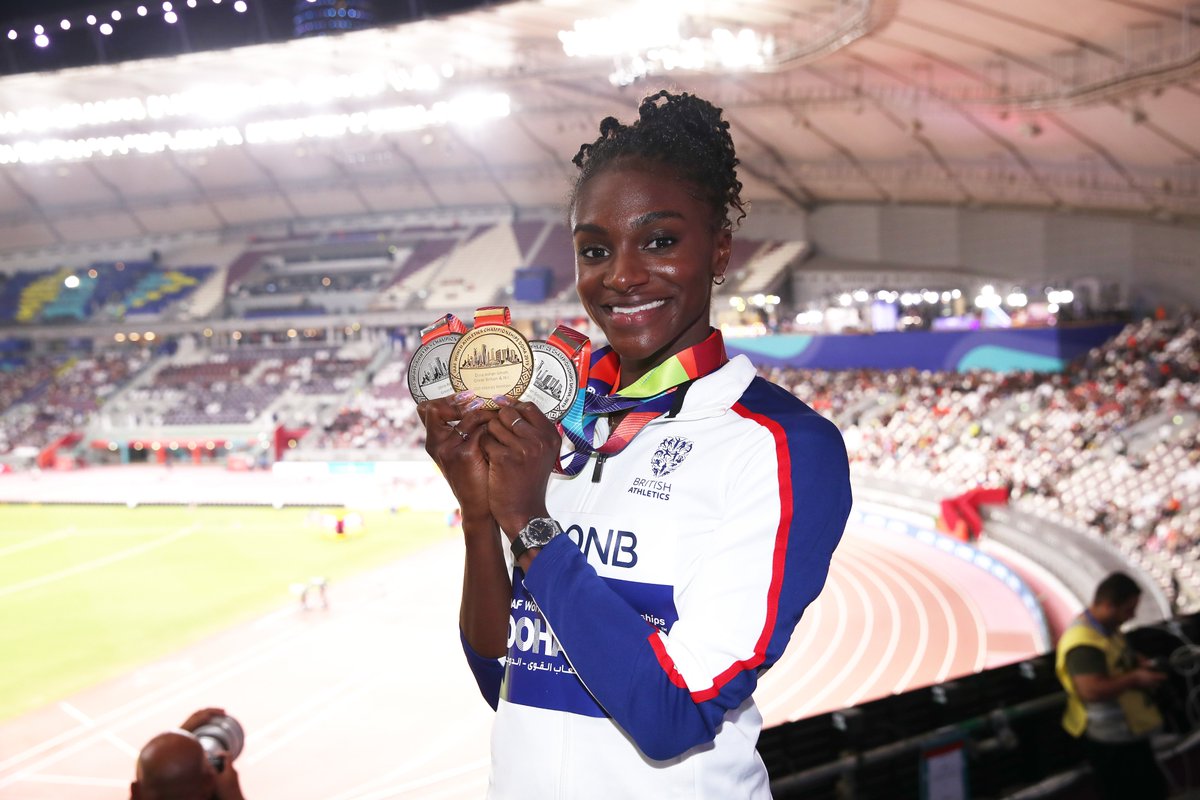 What a year it has been for @dinaashersmith 🙌 World 200m🥇 World 100m & 4x100m 🥈🥈 British records ✅ 3rd place at #SPOTY Well done, Dina 🙌