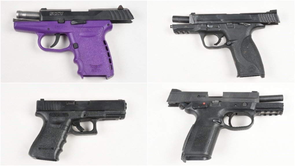 CP24's tweet photo. Ten people facing numerous charges after four firearms seized in Mississauga https://t.co/3kdrU2uvp2 https://t.co/qEhXGEheIO