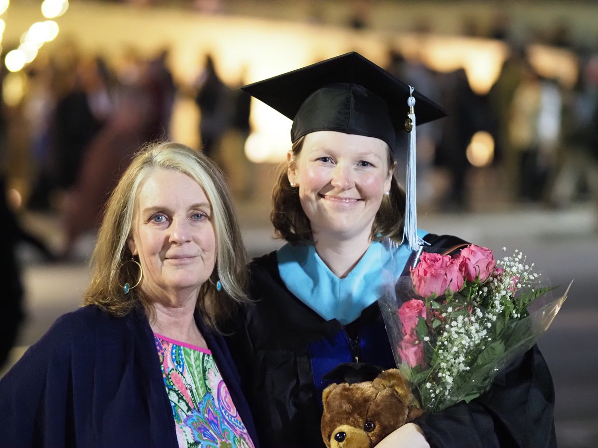 LAMitchellMath's tweet photo. Well it finally feels official. So glad to have my family by my side as I celebrated this achievement of receiving my masters! #MavGrad2019 #iteachmath https://t.co/Gbk7YdOXQl