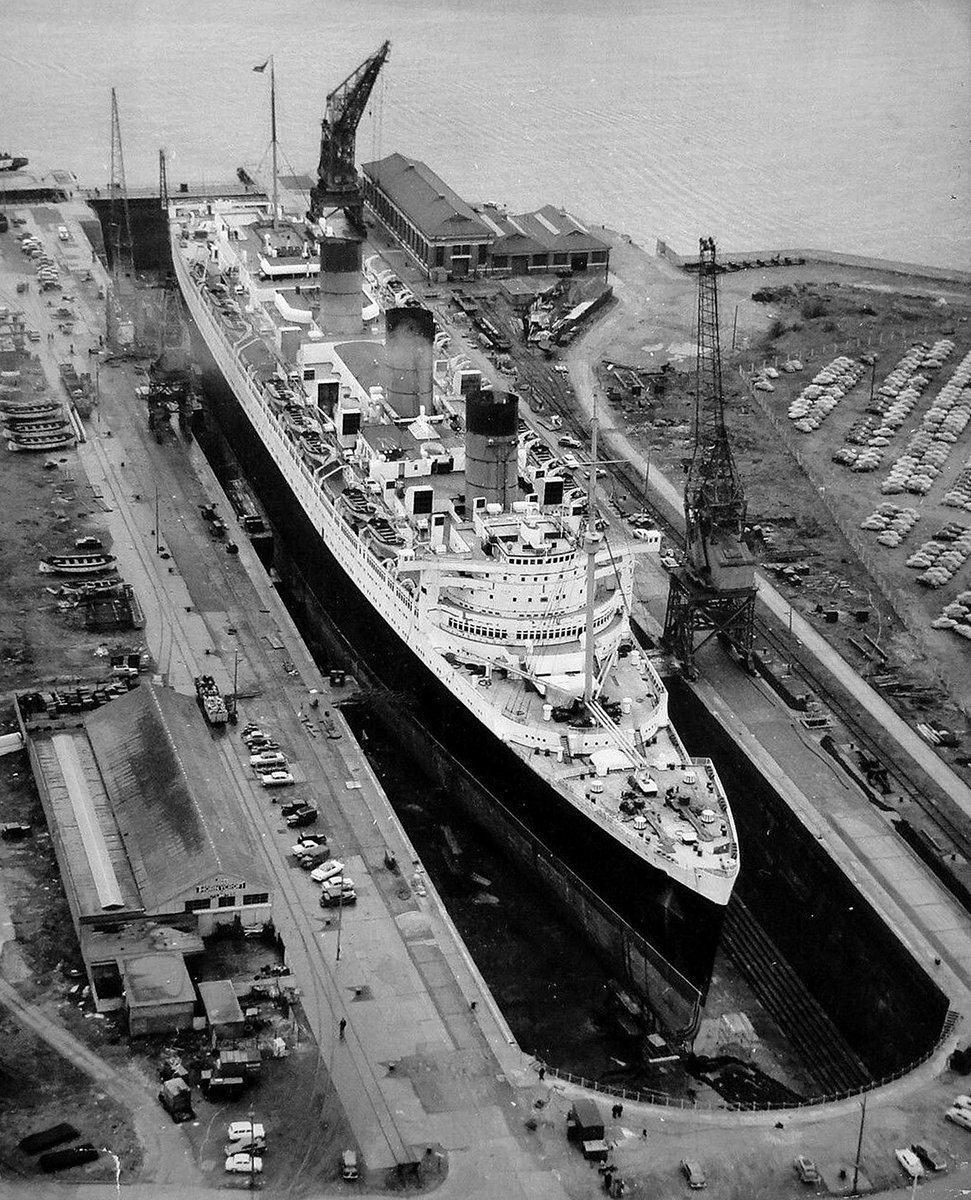 RMS Queen Mary was in King George V dry dock for 6 weeks in 1962. Source: Colin Lee