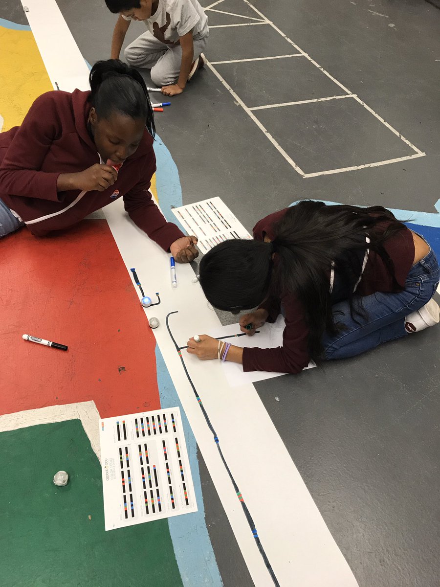 TechConnectRVA's tweet photo. Color #coding w @Ozobot during Computer Science Week. Now if this isn’t the true definition of teamwork, collaboration, & communication, I don’t know what is! 🙌🏽 Love it! @NextUpRVA @TCBoushall @BoushallE @RPS_Schools #WeAreRPS #HourofCode #CodeRPS https://t.co/pkfC6scxS2