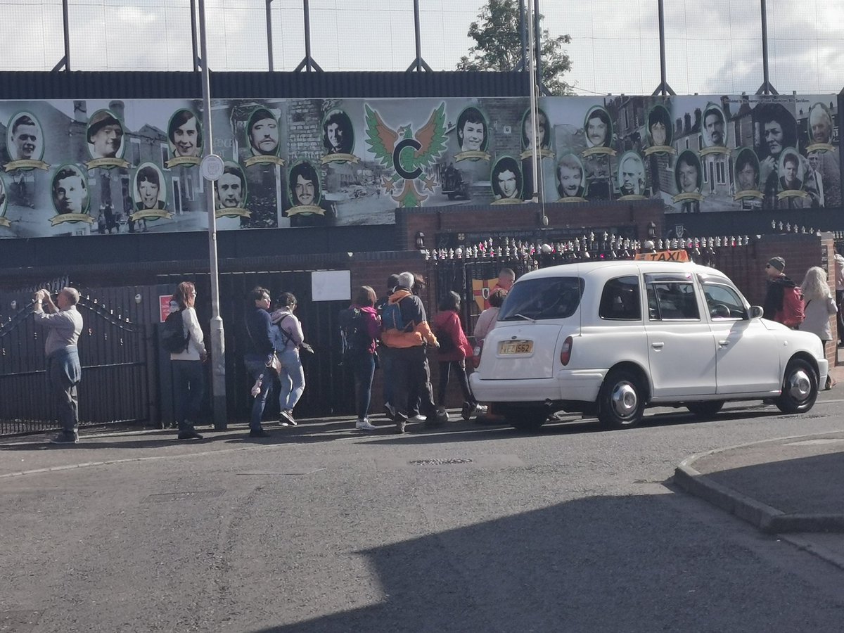 BelfastCab's tweet photo. Enjoying the tour with Cab Tours Belfast https://t.co/mdWemZkm1I
