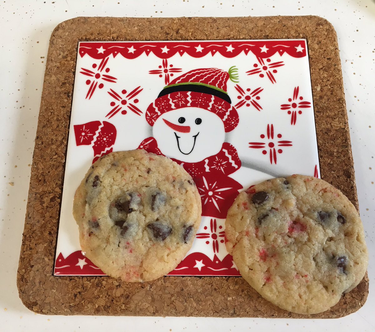 StewardsonHWDSB's tweet photo. My #PersonalLifeManagement class requested to do some baking so we made Candy Cane Chocolate Chip Cookies! #HIP4O @Churchill_HWDSB @SWCHumanities https://t.co/E9cNfiVbgc