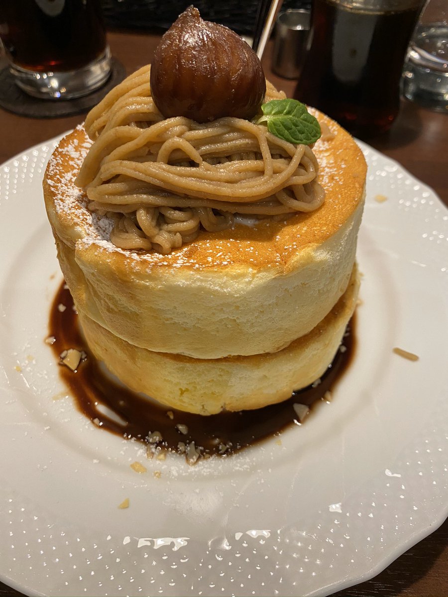karintouman3's tweet photo. 星野珈琲
栗のスフレパンケーキ https://t.co/VGuVHGo0Fo