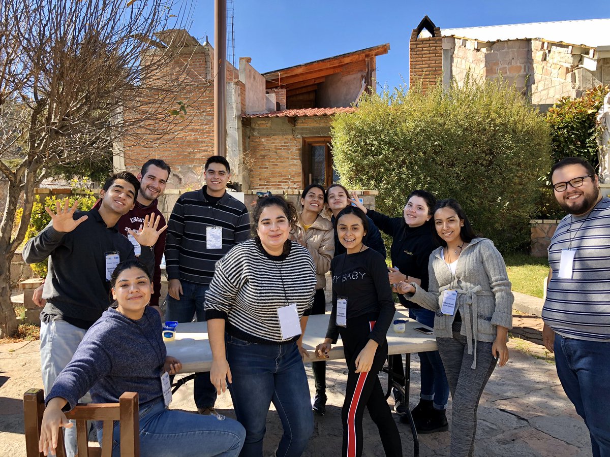 jlmac07's tweet photo. Encuentro AQUÍ ESTOY!!! #Desierto #Peregrinación #Misa #Dinámica #Interioridad #Reflexión #CESLAS #Monclova #Monterrey #Chihuhua  #SomosLaSalle #GrandesCosasSonPosibles @lasalle_ceslas @davidfsc @migueloprieto @lasalleorg @lasallerelal @DeLaSalleMexNte https://t.co/UtFiTTgetW
