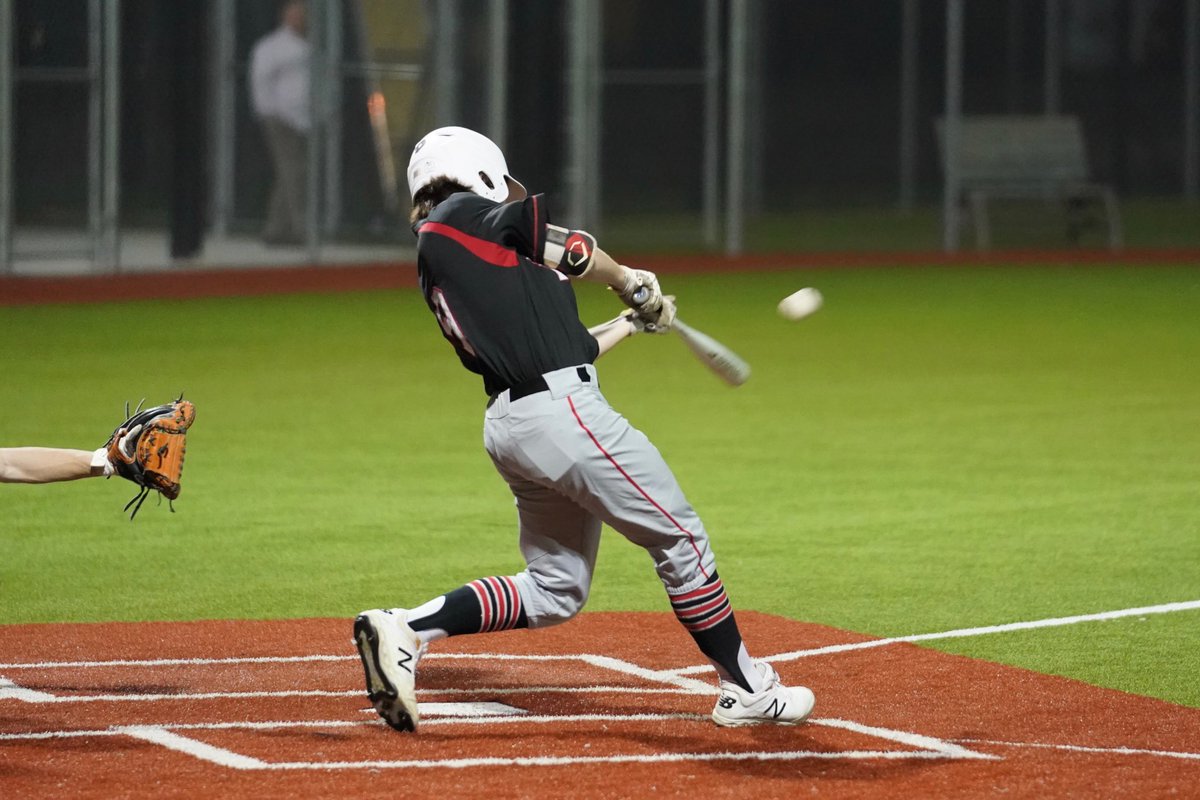 bostyn_burris2's tweet photo. I’m “wicked” excited to announce my commitment to the University of Massachusetts Boston for my academic and athletic career. Thanks to family, coaches &amp; friends for pushing me to challenge myself to get where I am now. Go Beacons!!! @MarcusBaseball @BeaconsBaseball @StrikeBBT https://t.co/98h8rEUMjI
